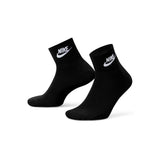 Nike Everyday Essential Ankle Socks (3 Pairs) - Solewhat