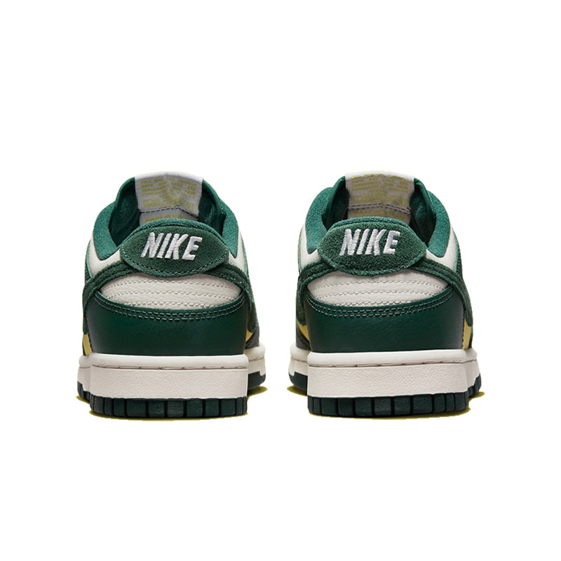 Nike Dunk Low SE 'Noble Green' (Womens) - Solewhat