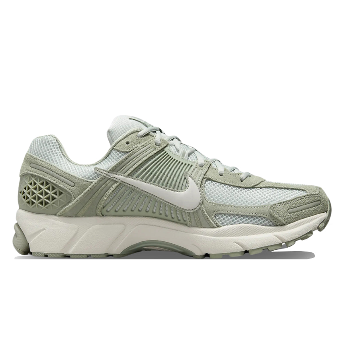 Nike Zoom Vomero 5 - Solewhat