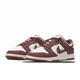 Nike Dunk Low (Womens)