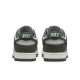 Nike Dunk Low (Womens)