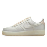 NIke Air Force 1 '07 LV8 (Womens)